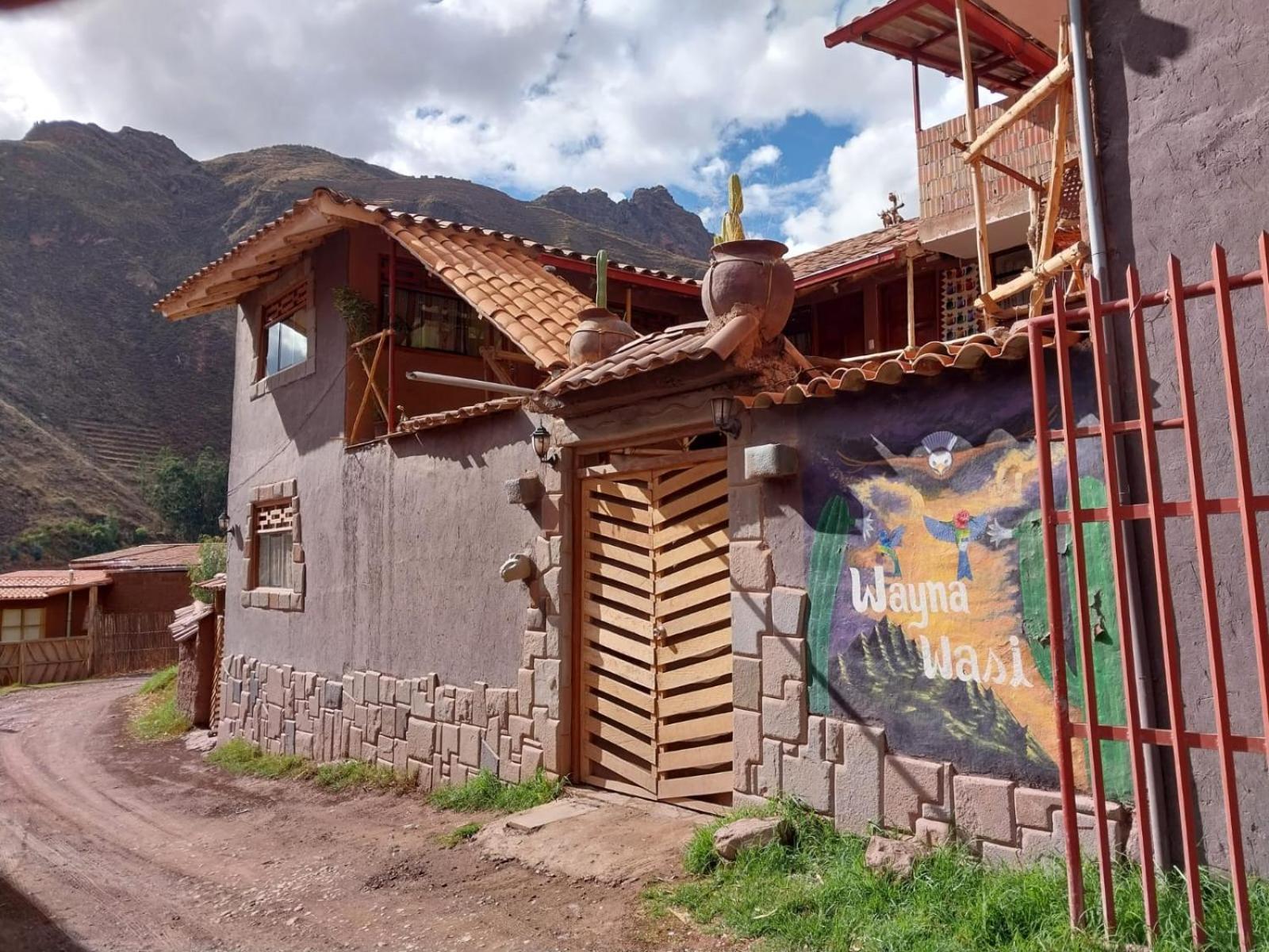 Wayna Wasi Vandrarhem Pisac Exteriör bild