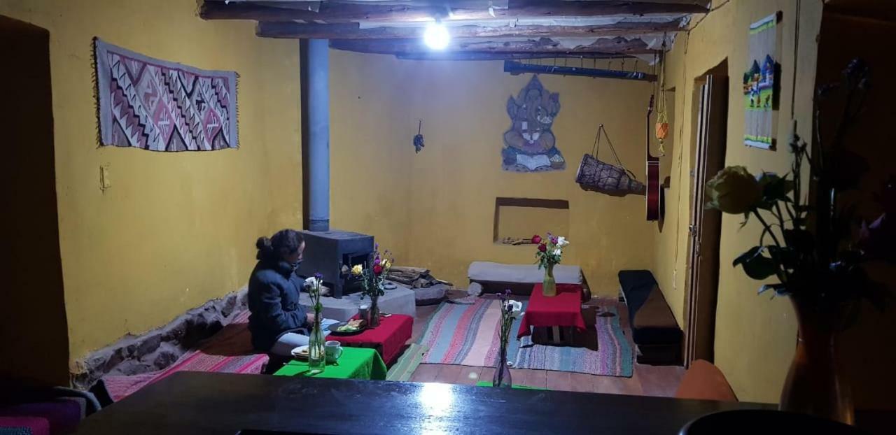 Wayna Wasi Vandrarhem Pisac Exteriör bild